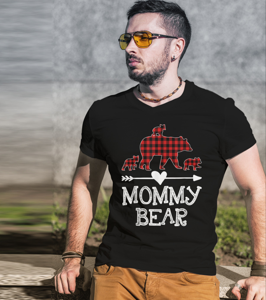 Mommy Bear Red Plaid Three Cubs Heart Arrow T-Shirt