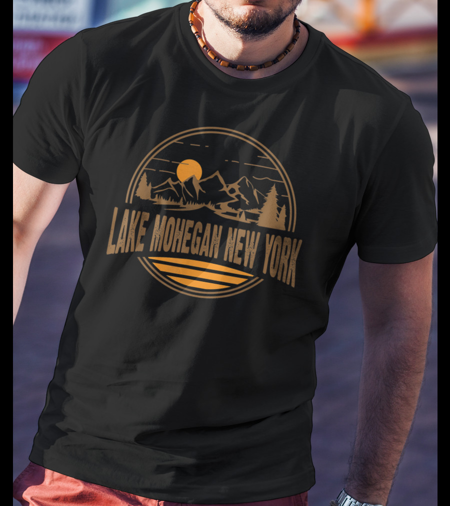 Lake Mohegan New York Vintage Mountain Sunset Scene T-Shirt