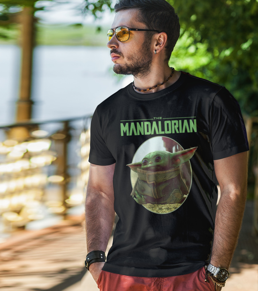The Mandalorian The Child Star Wars Circle T-Shirt