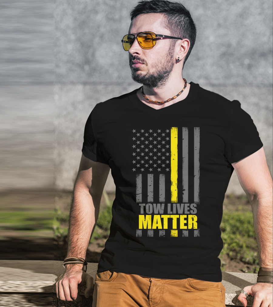 Tow Lives Matter Thin Yellow Line Flag T-Shirt