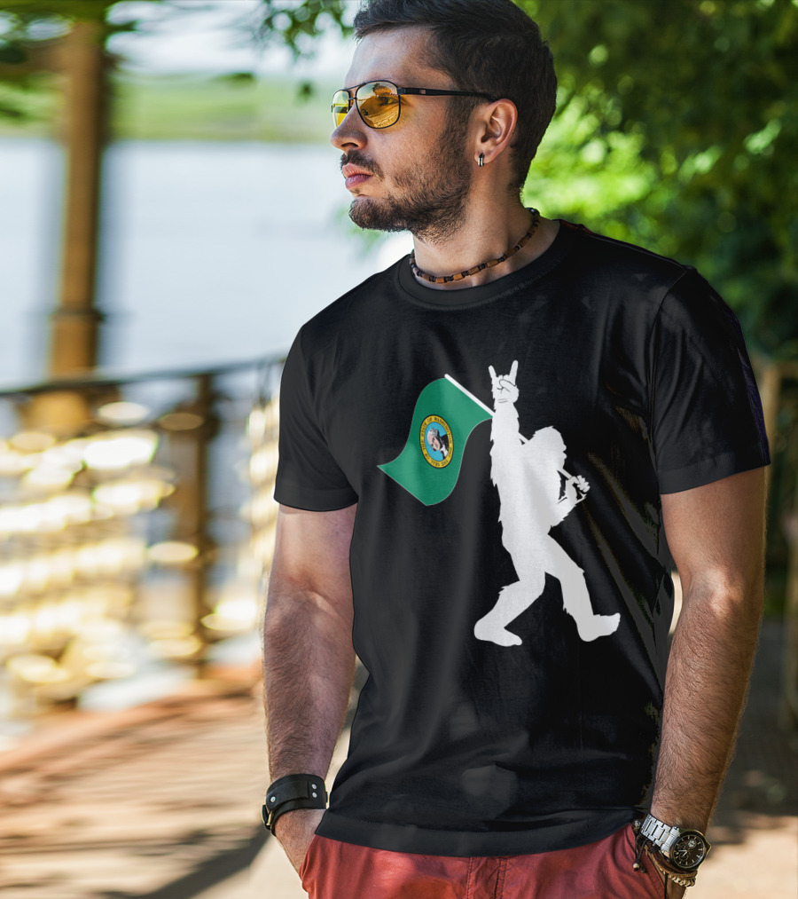 Bigfoot Holding Washington State Flag Rock And Roll Gesture T-Shirt