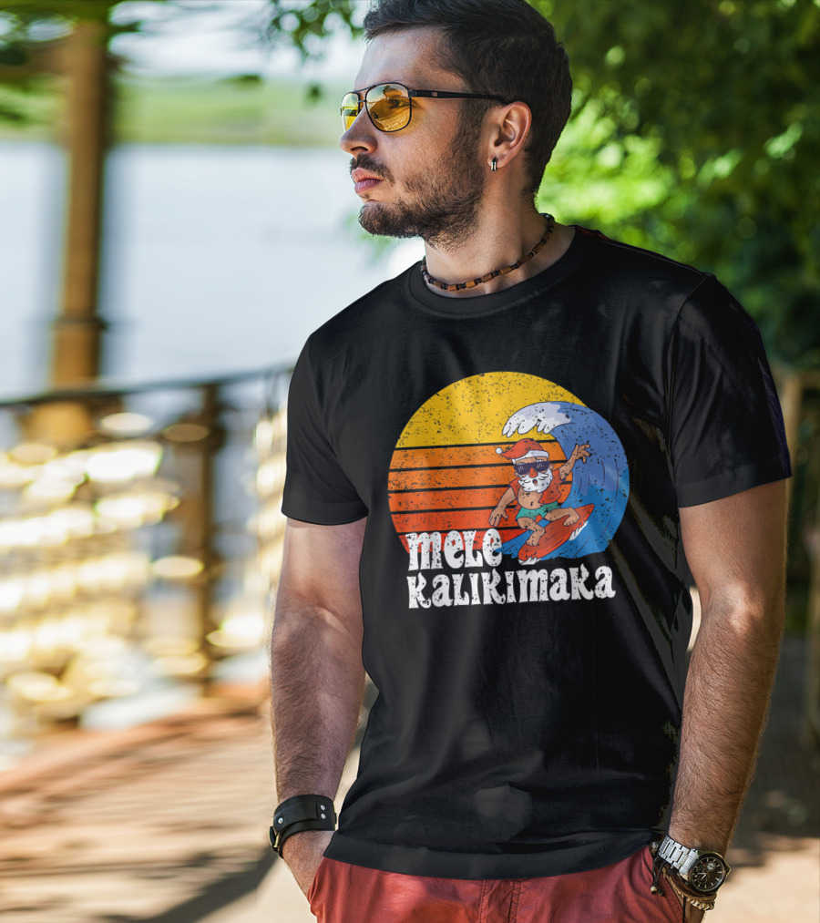 Mele Kalikimaka Surfing Santa Sunset Wave T-Shirt