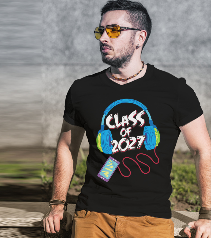 Class Of 2027 Headphones Smartphone 5th Grade Boy Girl T-Shirt