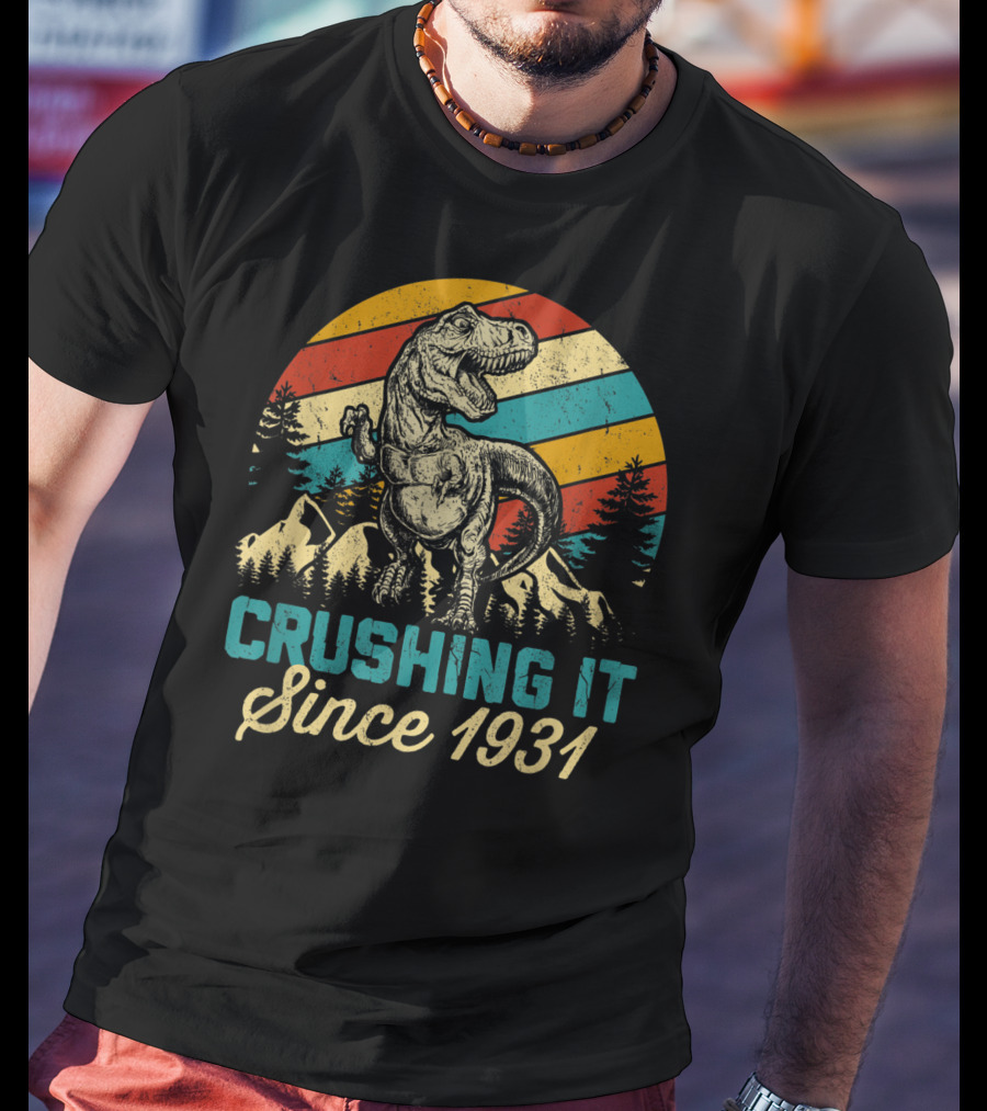 Crushing It Since 1931 Dinosaur 89Th Years Old Birthday Boy T-Shirt