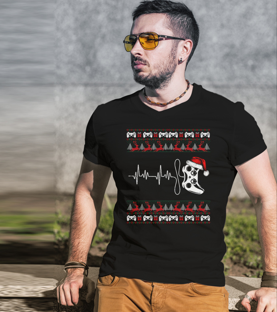 Gamer Heartbeat Christmas Controller Santa Hat Trees Reindeer T-Shirt