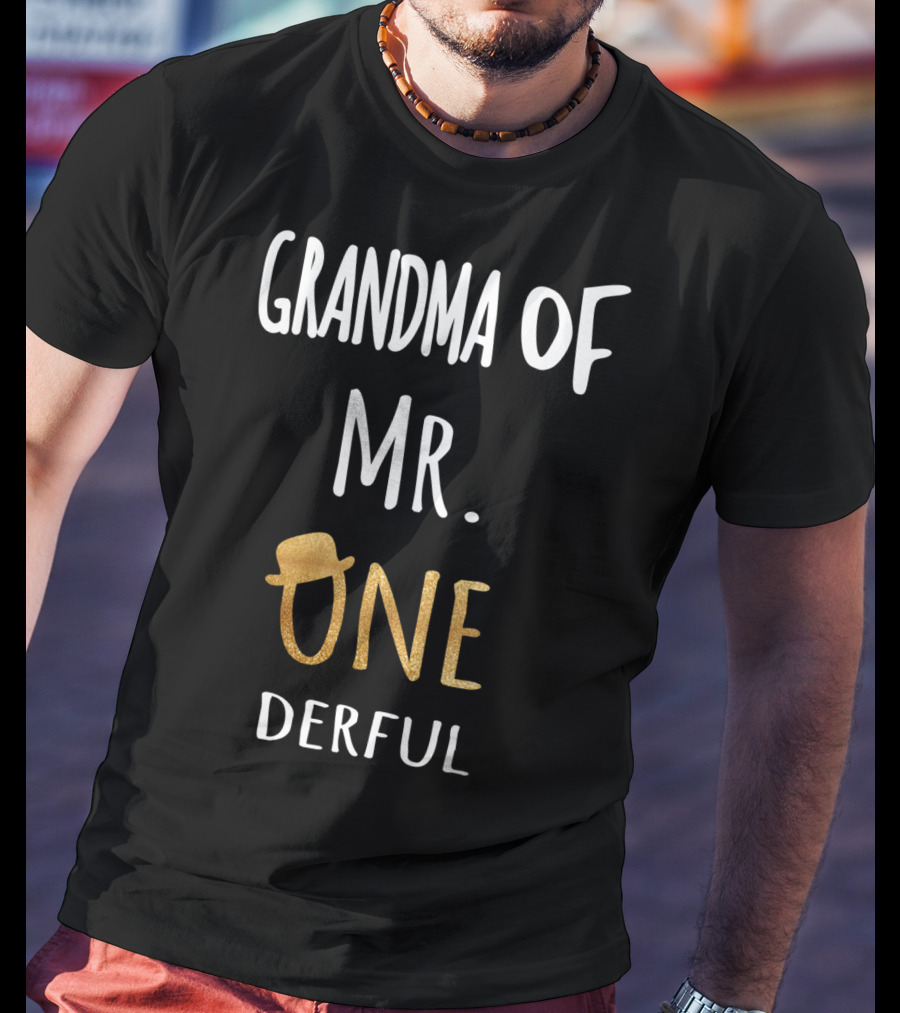 Grandma Of Mr. ONEderful Family Hat T-Shirt