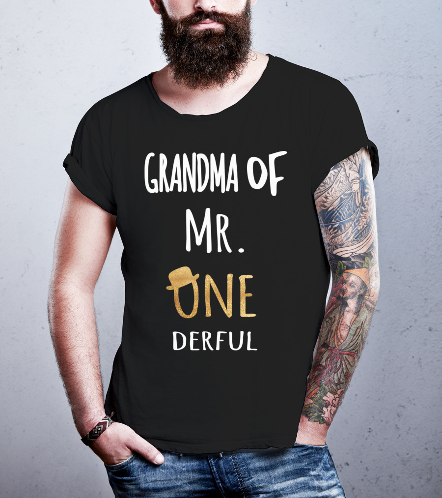 Grandma Of Mr. ONEderful Family Hat T-Shirt