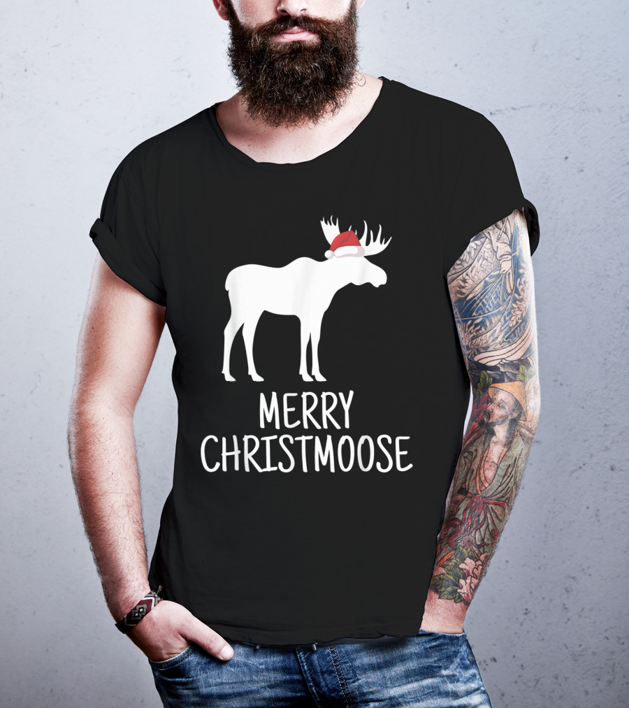Merry Christmoose Funny Pun Animal Holiday Moose With Santa Hat T-Shirt