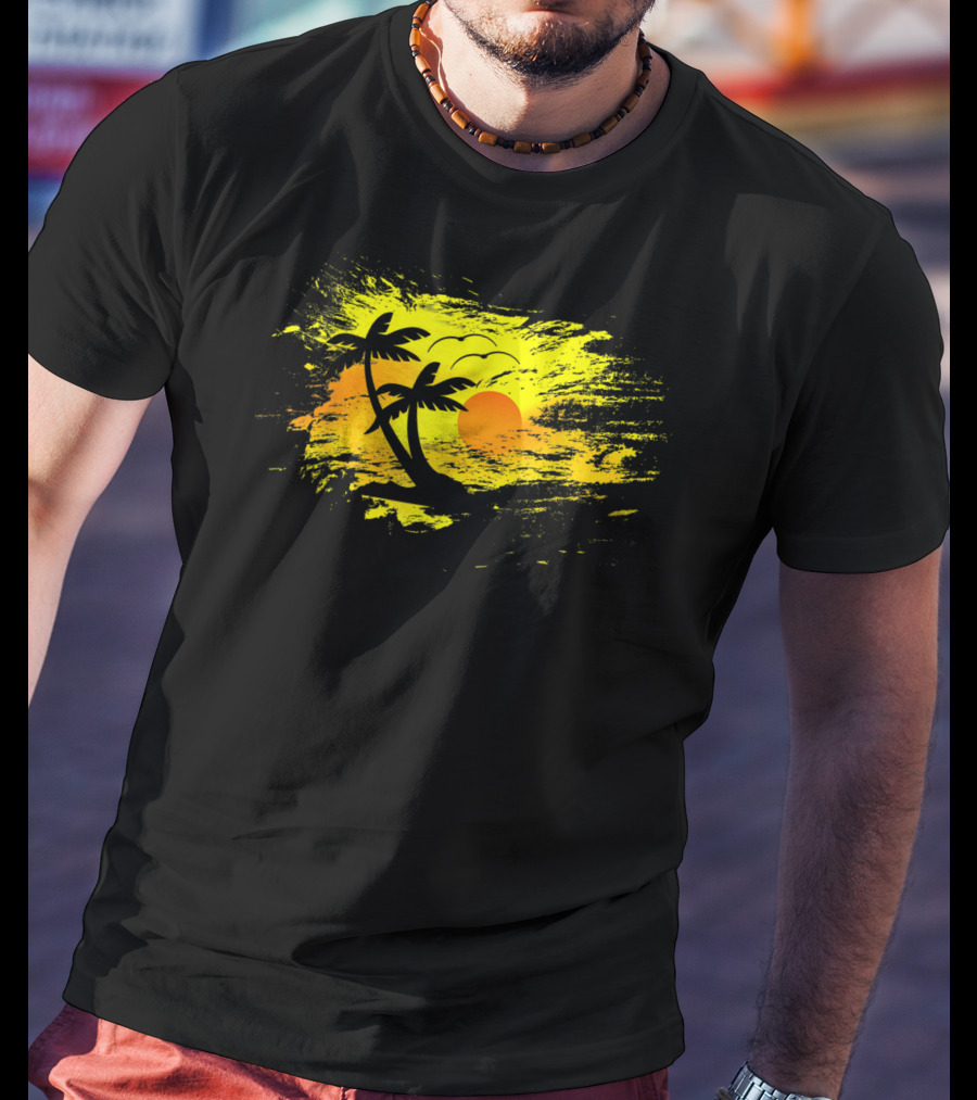 Distressed Palm Trees And Sunset Summer Vacation Scene T-Shirt