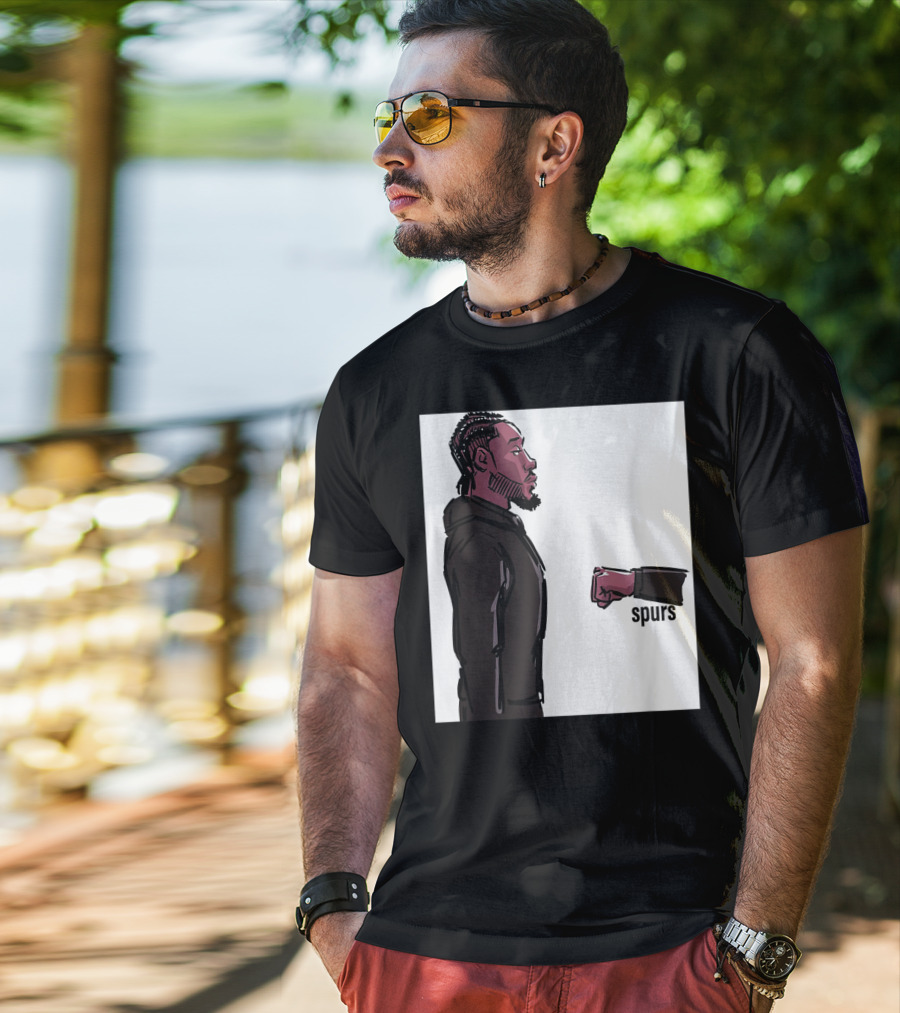 Funny Man Declines Dap Spurs T-Shirt