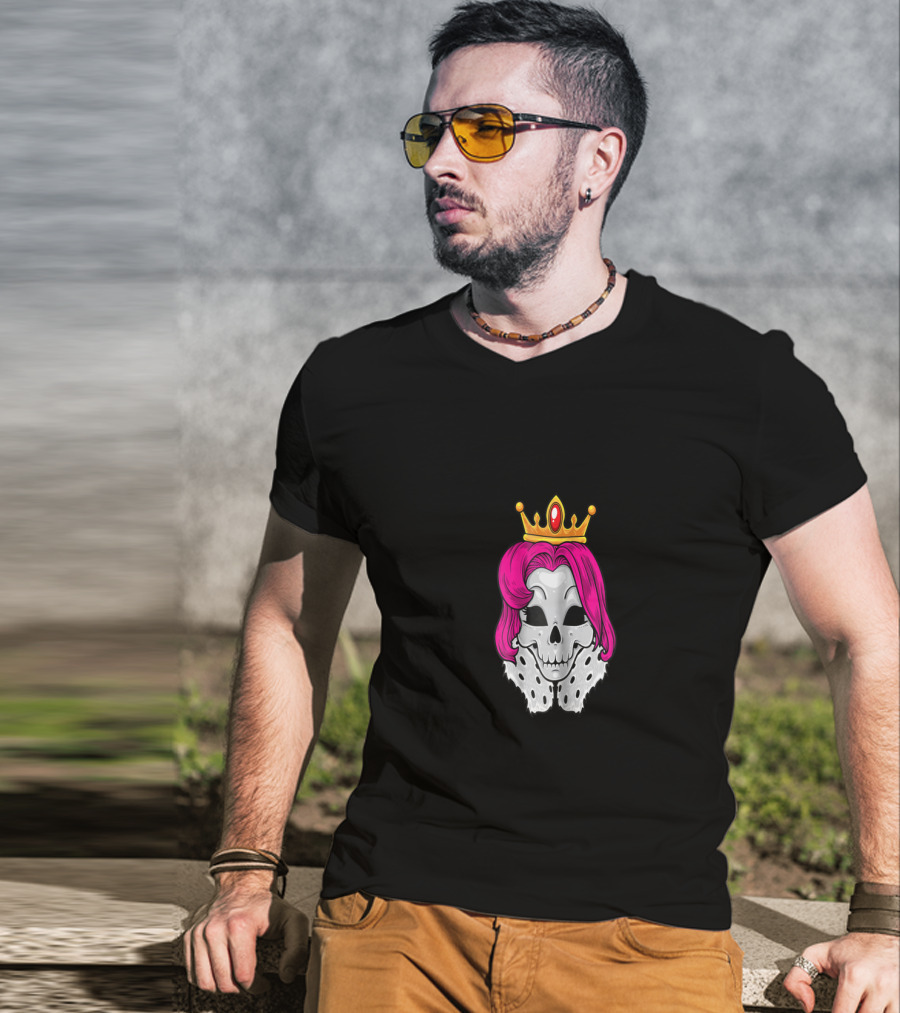 Bright Pink-Haired Skull Queen With Crown And Regal Cape T-Shirt