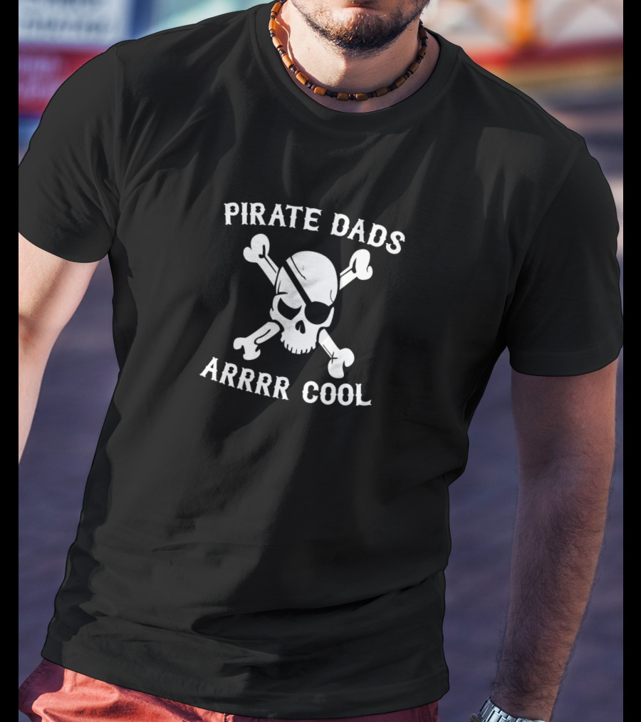 Pirate Dads Arrrr Cool Funny Halloween Skull And Crossbones T-Shirt