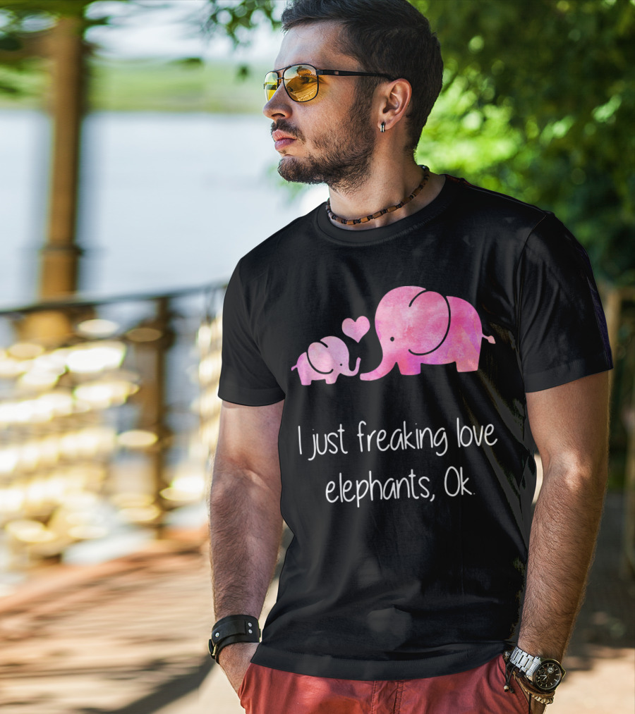 I Just Freaking Love Elephants Ok Pink Elephant Heart Design For Elephant Lovers T-Shirt
