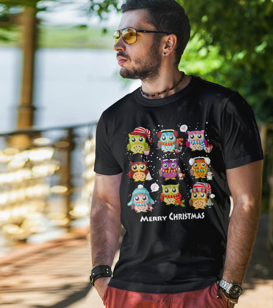 Merry Christmas Cute Owl Festive Holiday Scene T-Shirt