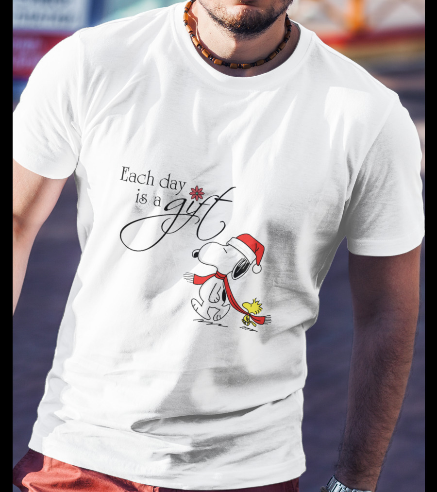 Each Day Is A Gift Snoopy Santa Hat Woodstock Peanuts Movie T-Shirt