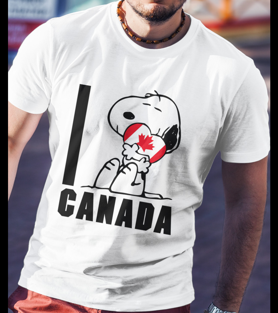 I Love Canada Snoopy Hugging Maple Leaf The Peanuts Movie T-Shirt