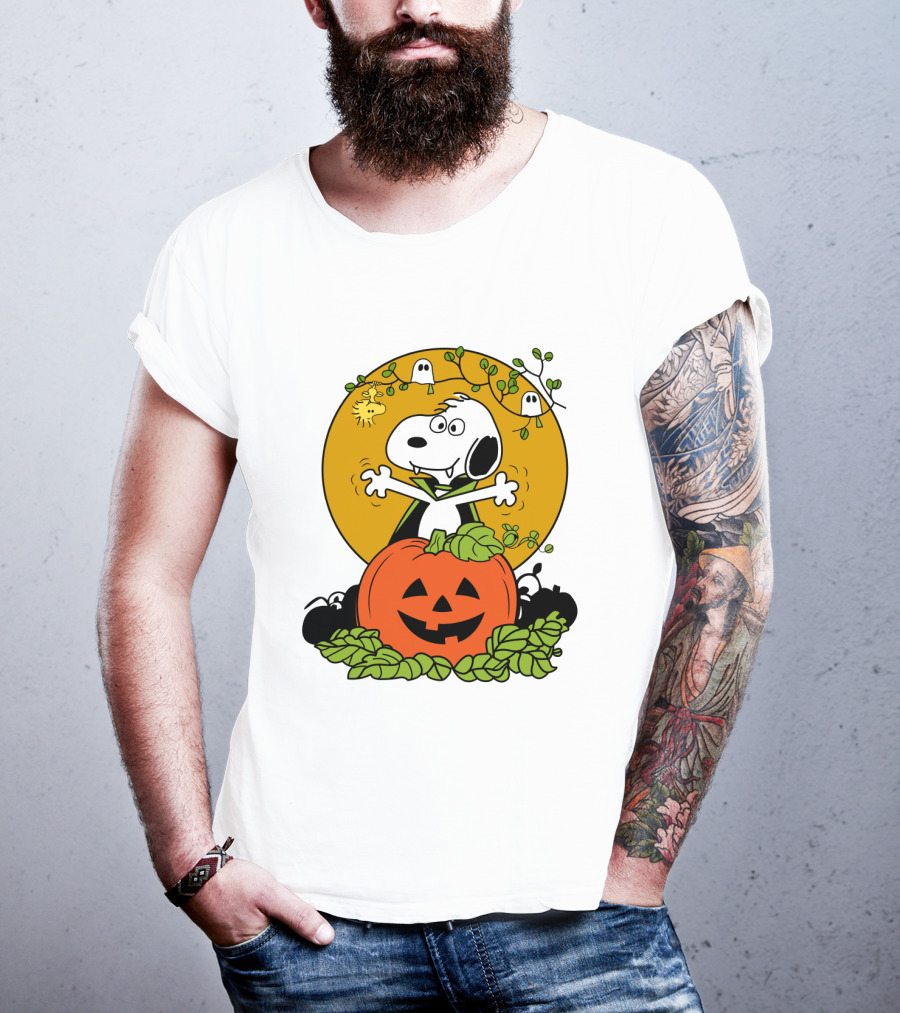 Pumpkin Halloween Snoopy Vampire Peanuts Movie Ghosts Jack-O'-Lantern T-Shirt