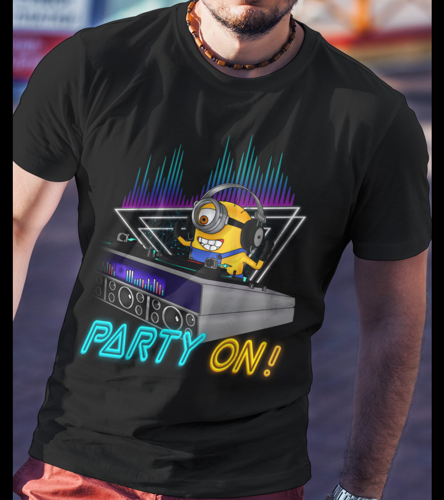 Despicable Me Minions Party On DJ Remix Vibes T-Shirt