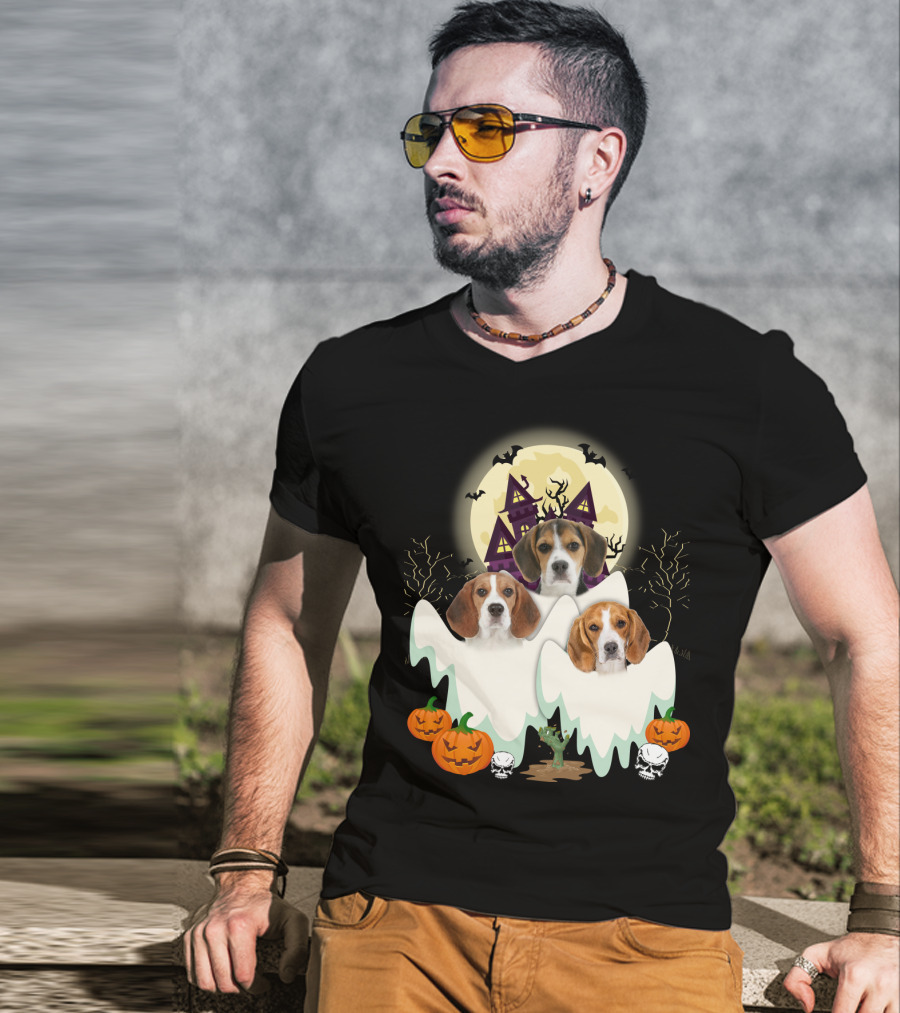 Beagle Halloween Ghosts Haunted House Pumpkins Bats Moon T-Shirt