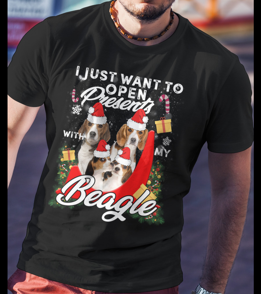 I Just Want To Open Presents With My Beagle Christmas Santa Hats Candy Canes Snowflakes T-Shirt