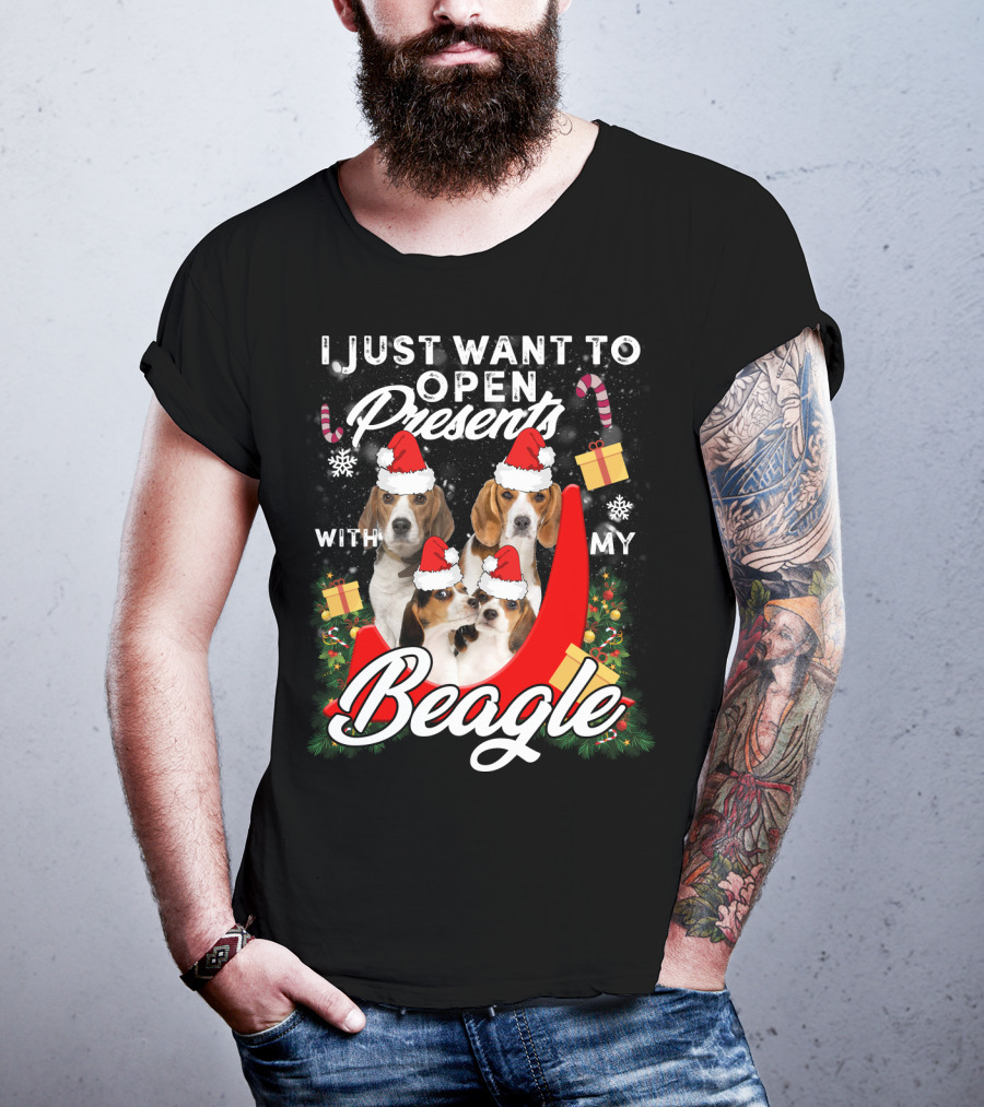 I Just Want To Open Presents With My Beagle Christmas Santa Hats Candy Canes Snowflakes T-Shirt