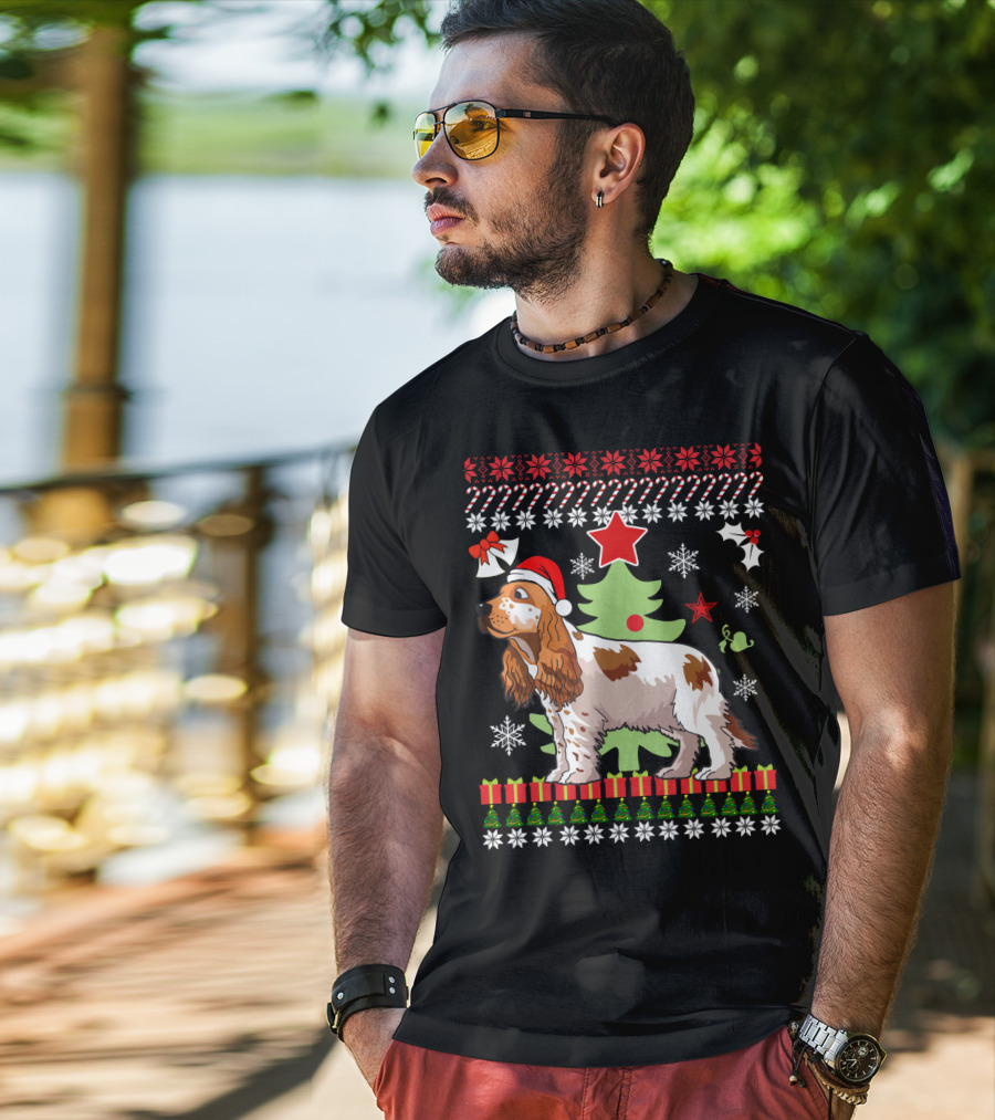Christmas Cocker Spaniel Santa Hat Snowflakes Christmas Tree T-Shirt
