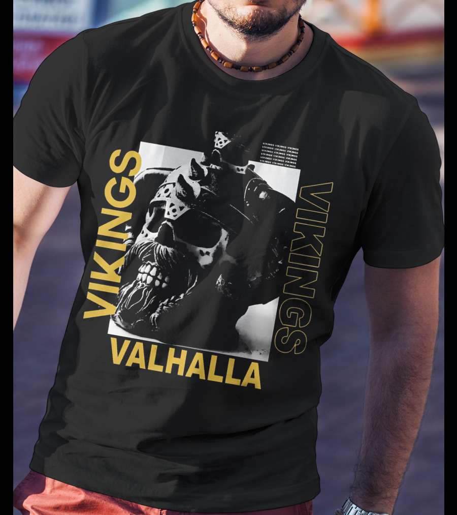Vikings Valhalla Yule Skull Helm T-Shirt