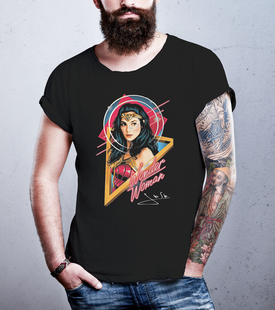 Wonder Woman Gal Gadot Signature Jessie T-Shirt