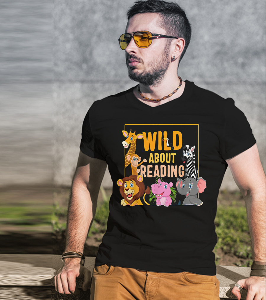 Wild About Reading Cute Zoo Animals Students Books Lover T-Shirt