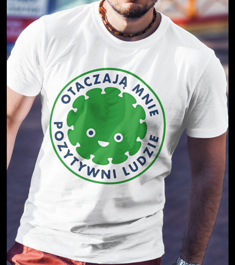 Otaczają Mnie Pozytywni Ludzie Green Smiley Puzzle Face T-Shirt