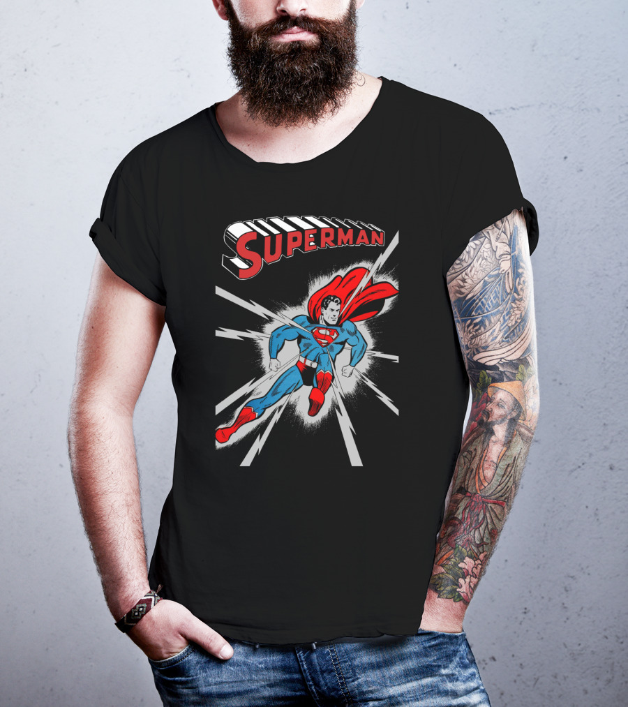 Superman Classic Comic Book Style Cover With Iconic Red And Blue Suit And Cape T-Shirt