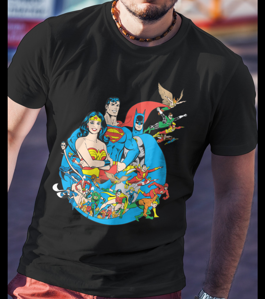DC Comics Justice League Superman Batman Wonder Woman Flash Green Lantern Aquaman Hawkman Robin Green Arrow T-Shirt