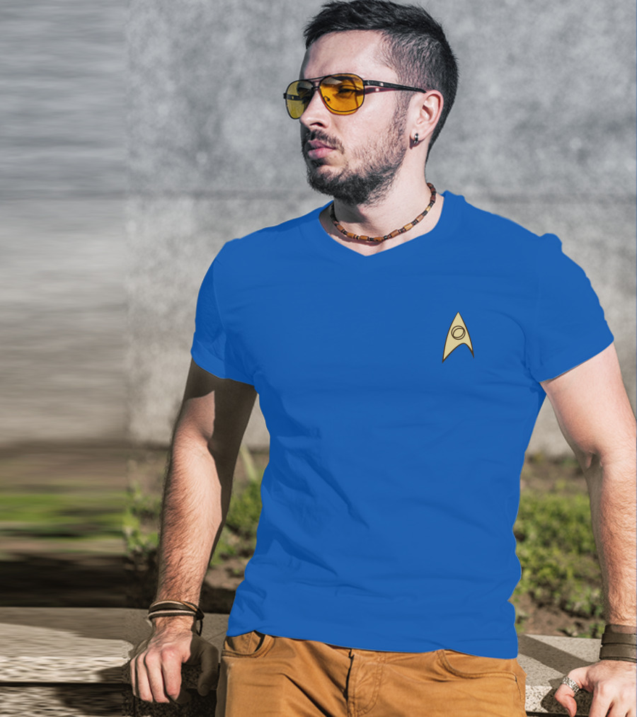 03 Original Star Trek Science Uniform Blue With Starfleet Insignia T-Shirt