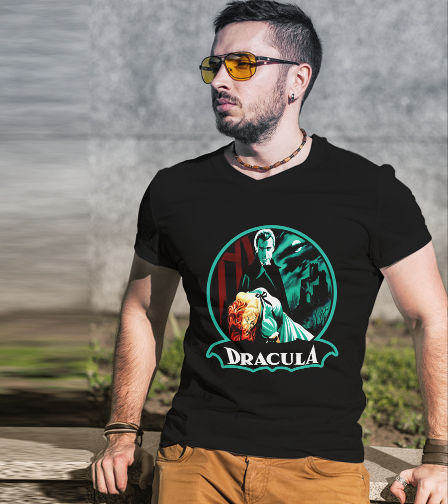 Dracula Bela Lugosi Vintage Horror Gothic Castle Dark Moonlit Night T-Shirt