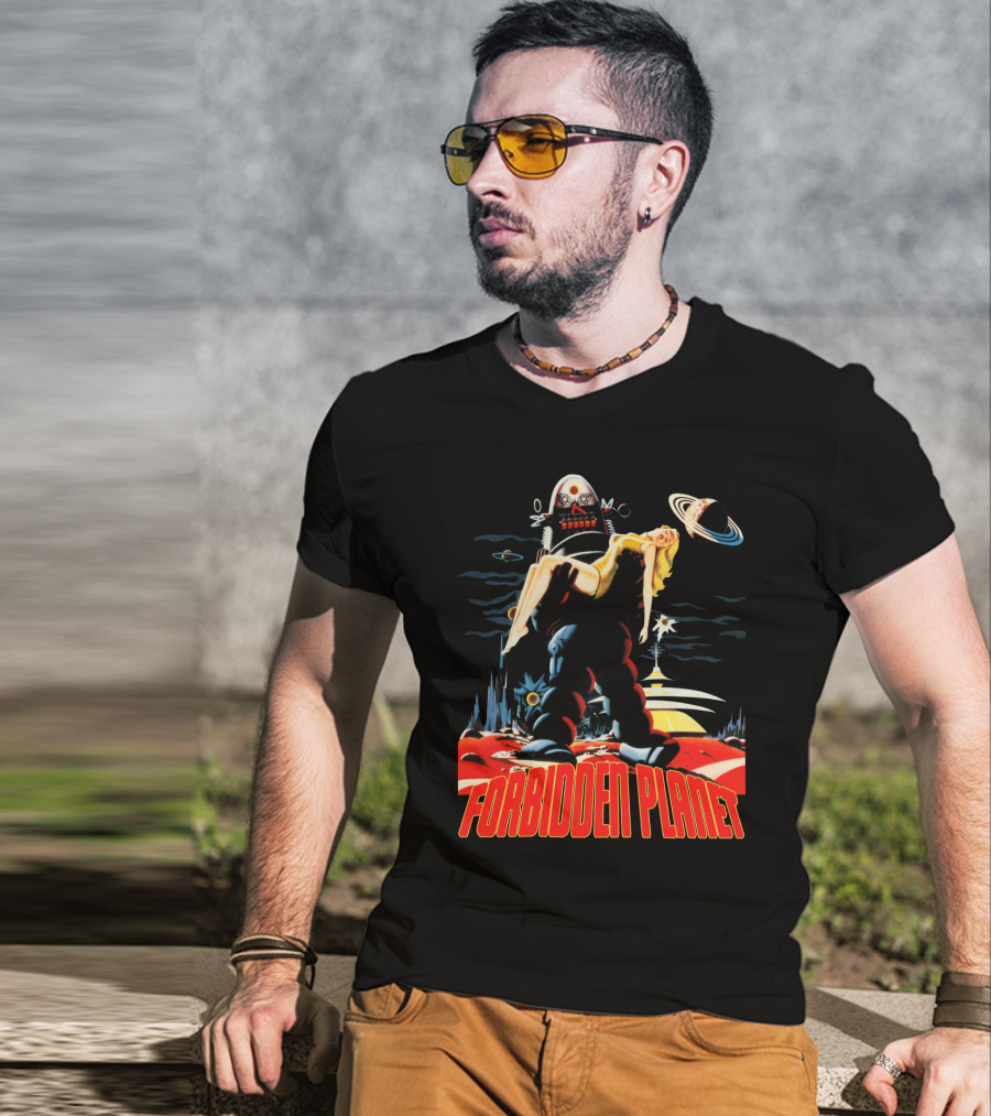 Forbidden Planet Retro Sci-Fi Art With Robot And Woman T-Shirt