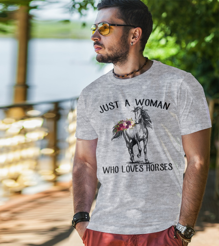 Just A Woman Who Loves Horses With Floral Horse Drawing T-Shirt
