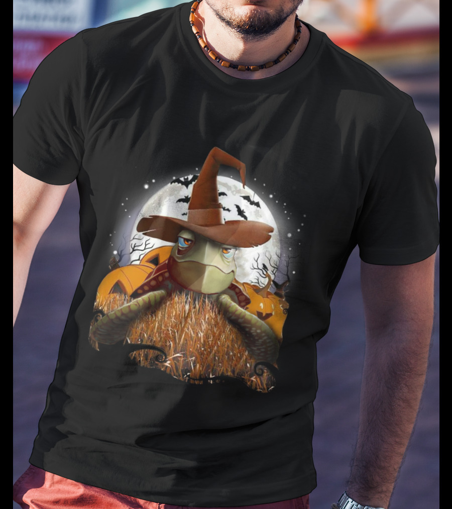 Halloween Turtle In Witch Hat Moonlit Pumpkin Patch T-Shirt