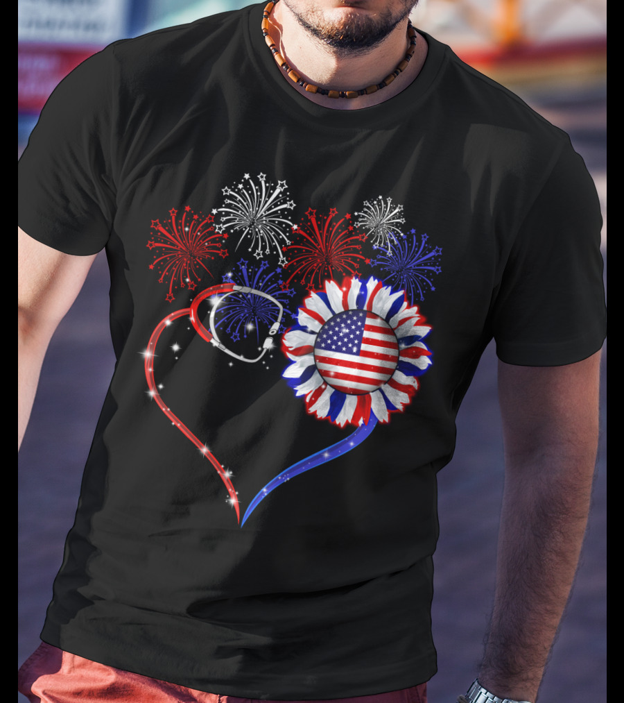 Nurse Patriotic Heart With American Flag And Fireworks T-Shirt