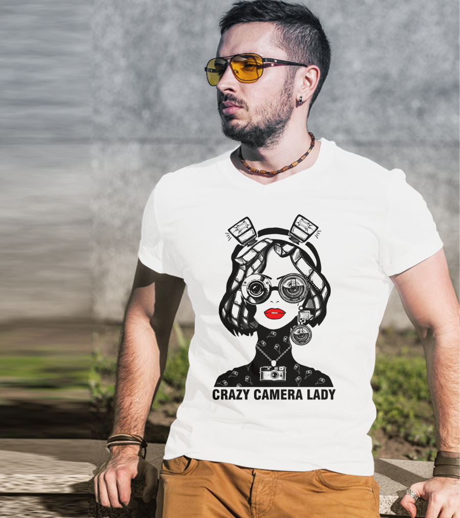 CRAZY CAMERA LADY Photography Enthusiast Quirky T-Shirt