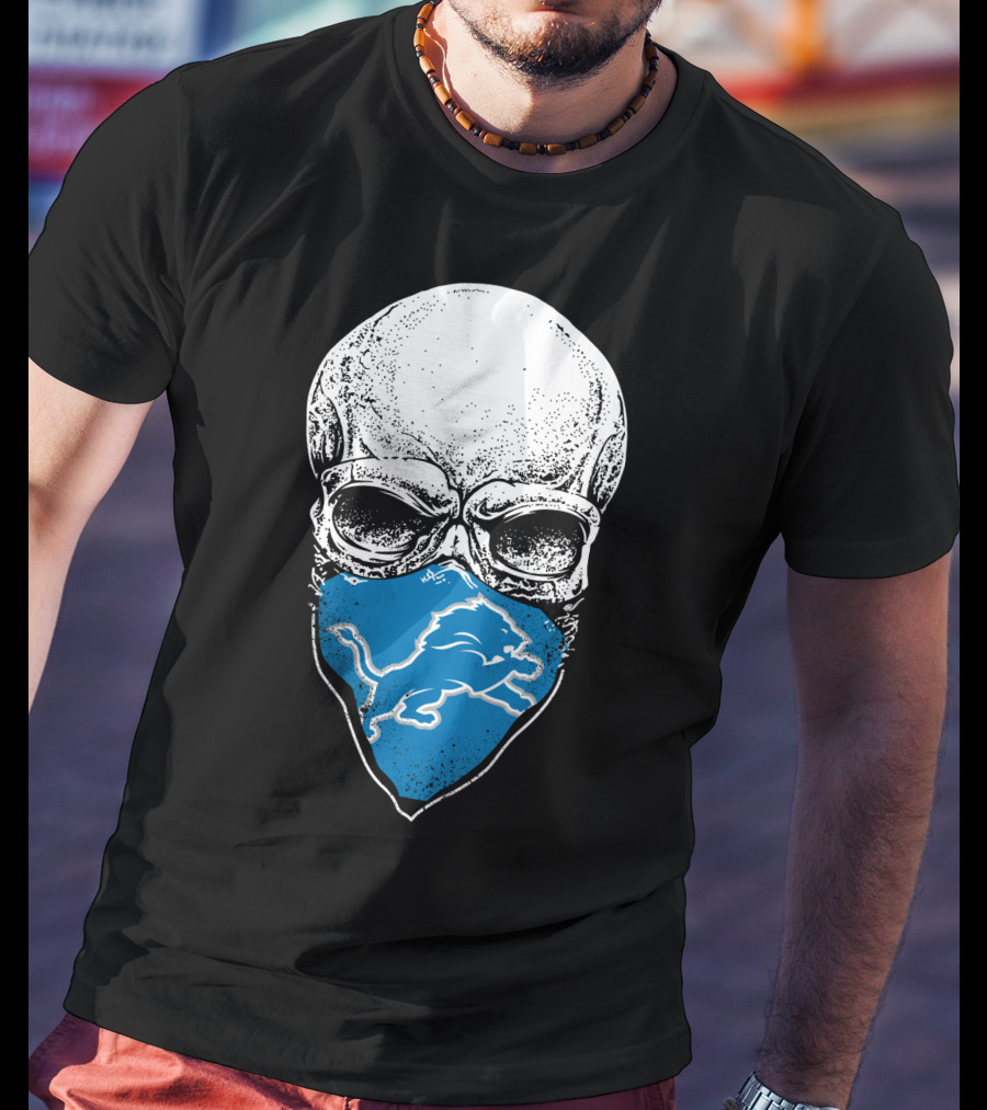 Detroit Lions Skull Bandana T-Shirt