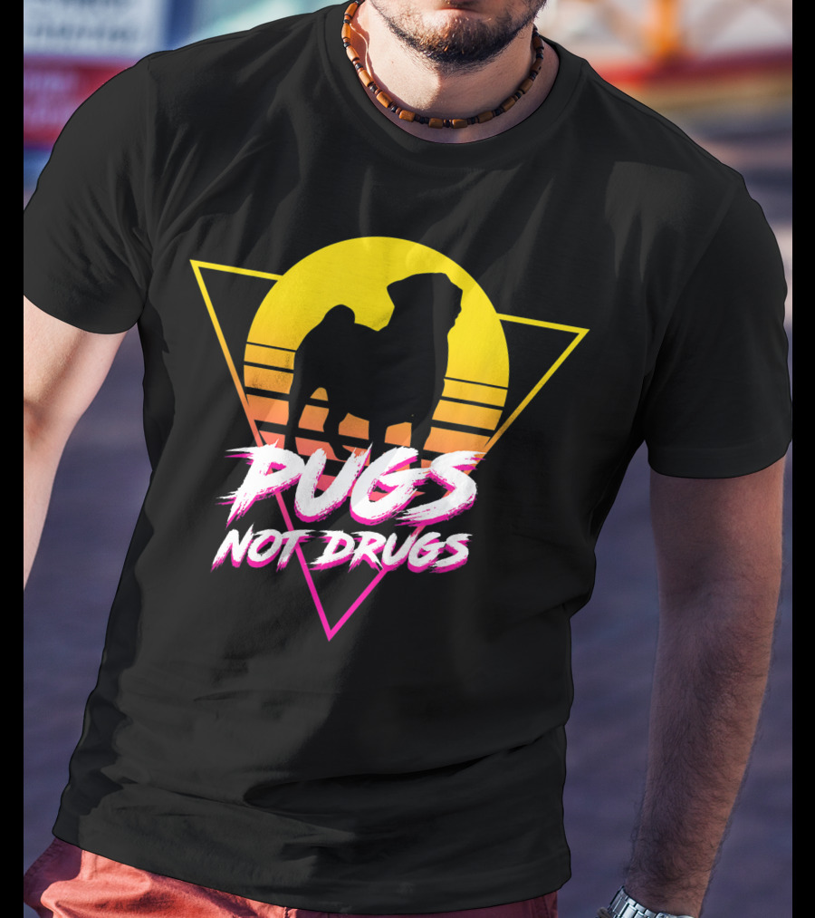 Pugs Not Drugs Retro Sunset Triangle T-Shirt