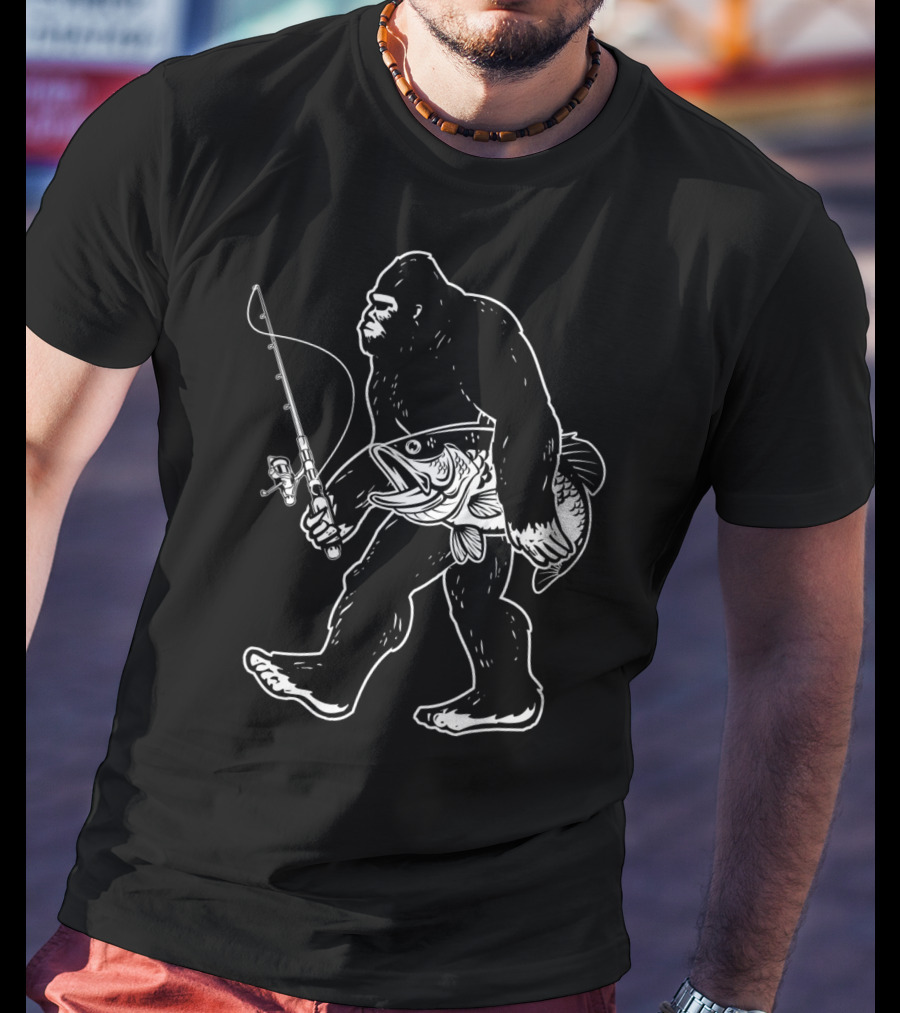 Bigfoot Bass Fishing Gear Sasquatch Holding Fish And Fishing Rod T-Shirt