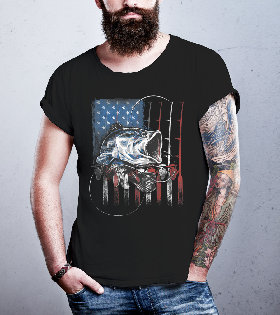 Vintage American Flag Bass Fishing USA Fisherman T-Shirt