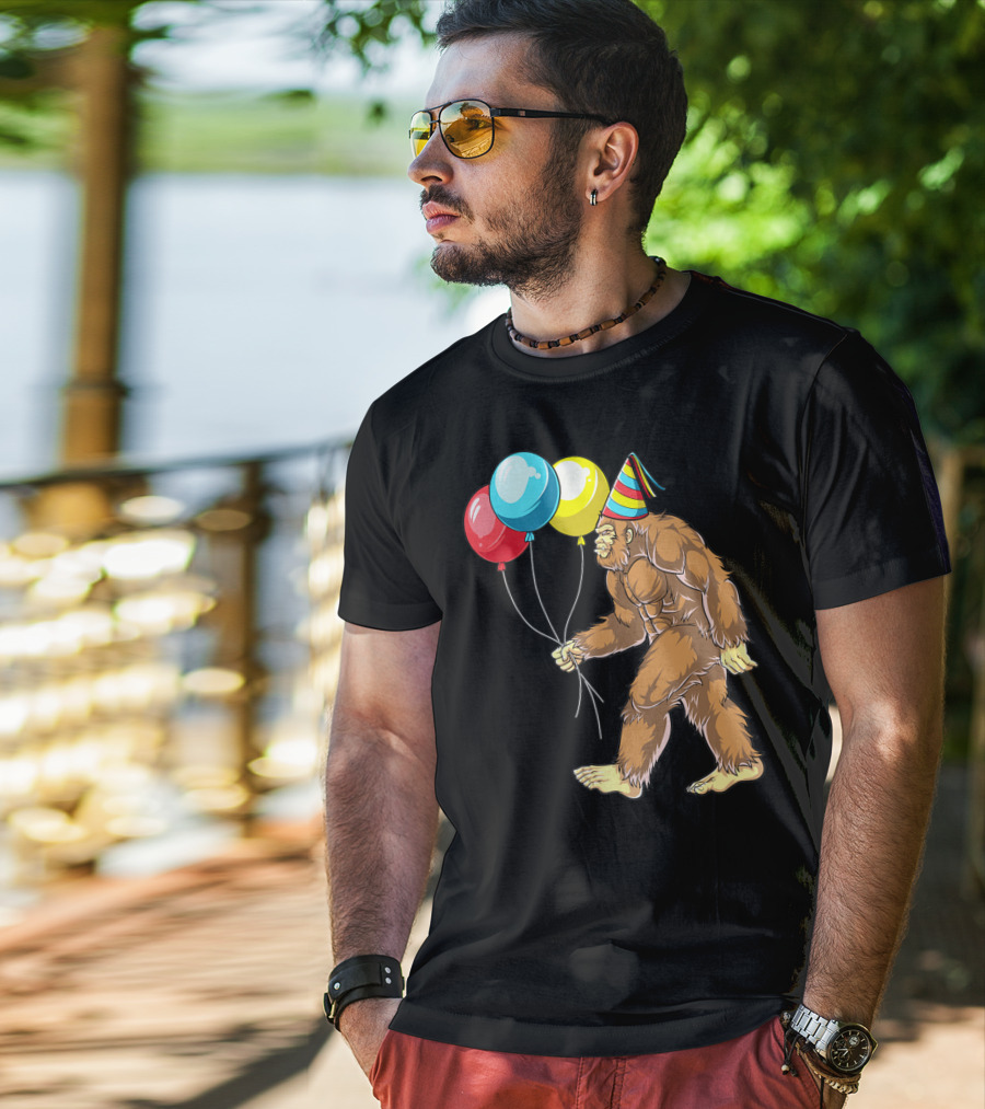 Bigfoot It's My Birthday Kids Boys Sasquatch Party With Balloons And Party Hat T-Shirt