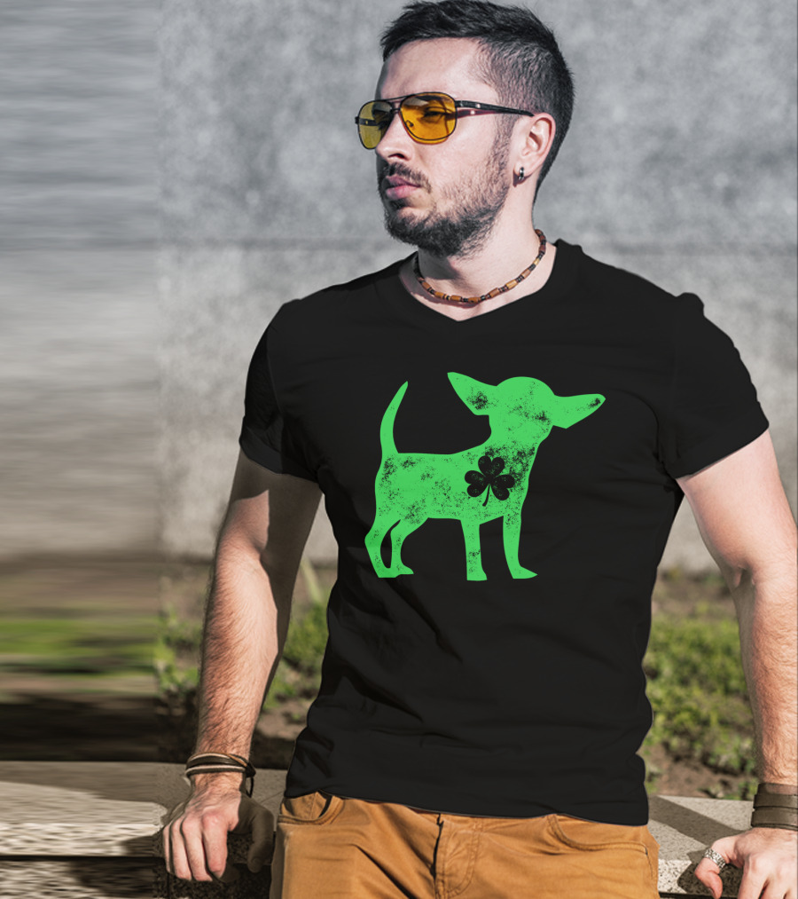 Chihuahua St Patricks Day Dog Lover Shamrock Iconic Green T-Shirt
