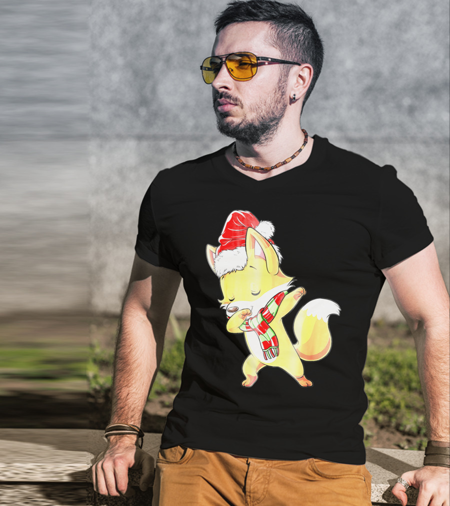 Christmas Fox Dabbing In Santa Hat And Scarf T-Shirt