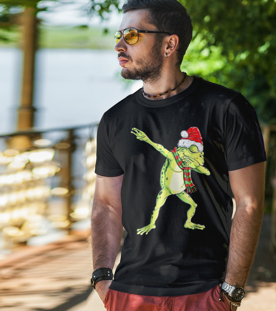 Dabbing Frog With Santa Hat And Scarf Christmas T-Shirt