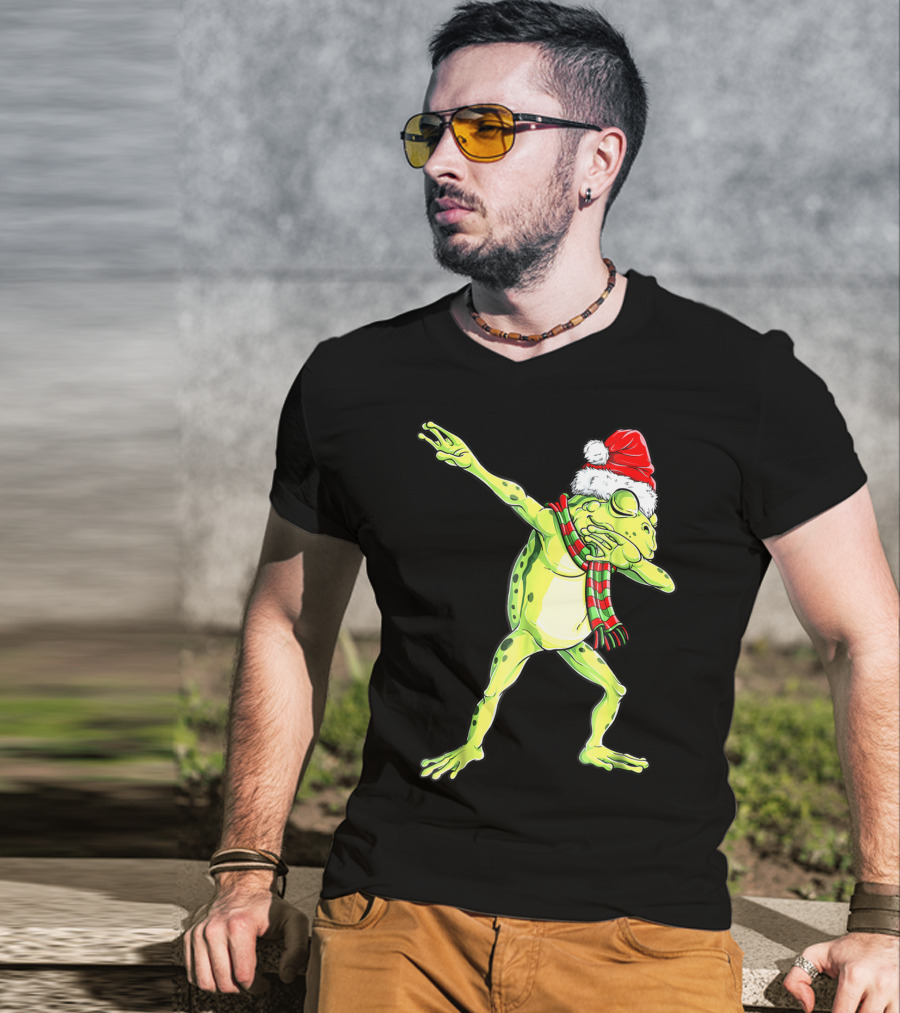 Dabbing Frog With Santa Hat And Scarf Christmas T-Shirt