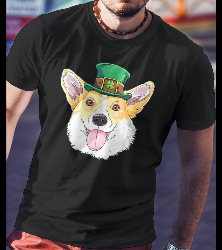 Lucky Corgi With Leprechaun Hat And Shamrock Charm T-Shirt