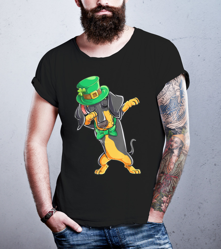 Dabbing Dachshund St Patricks Day Leprechaun Hat And Bow Tie T-Shirt